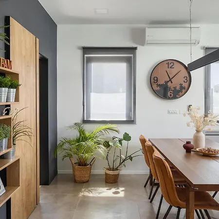 Laurentii Feriehus *